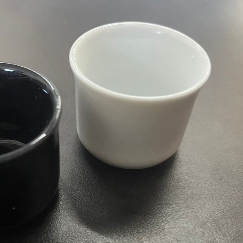 COPO DE SAKE EM PORCELANA -bccs123