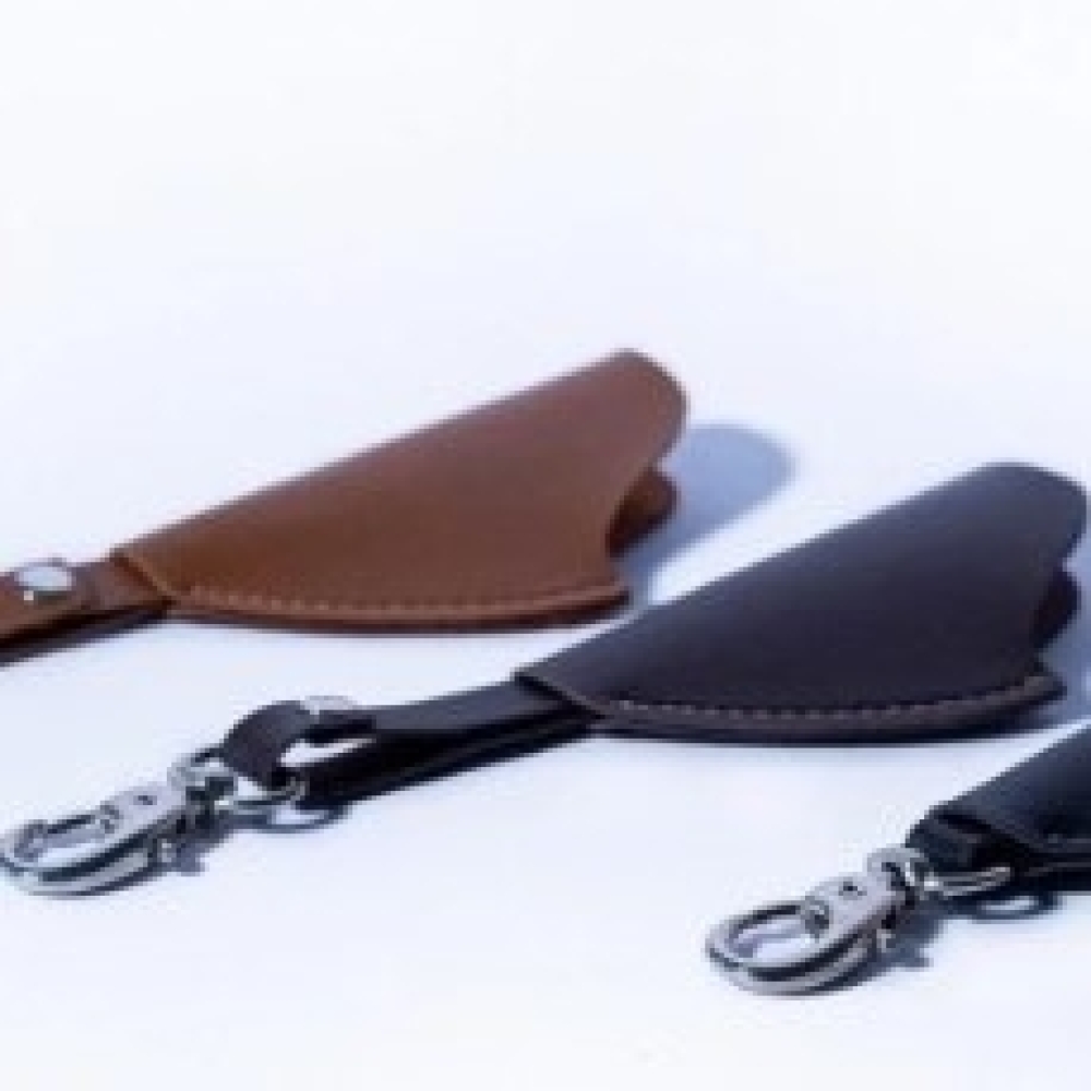 Chaveiro em couro -CHV08