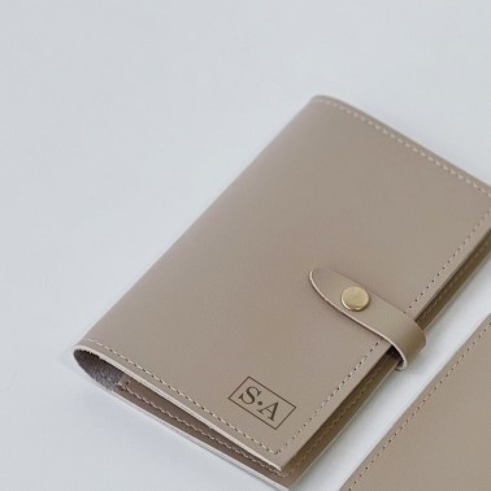 Porta passaporte em couro sintético -bcportapa123